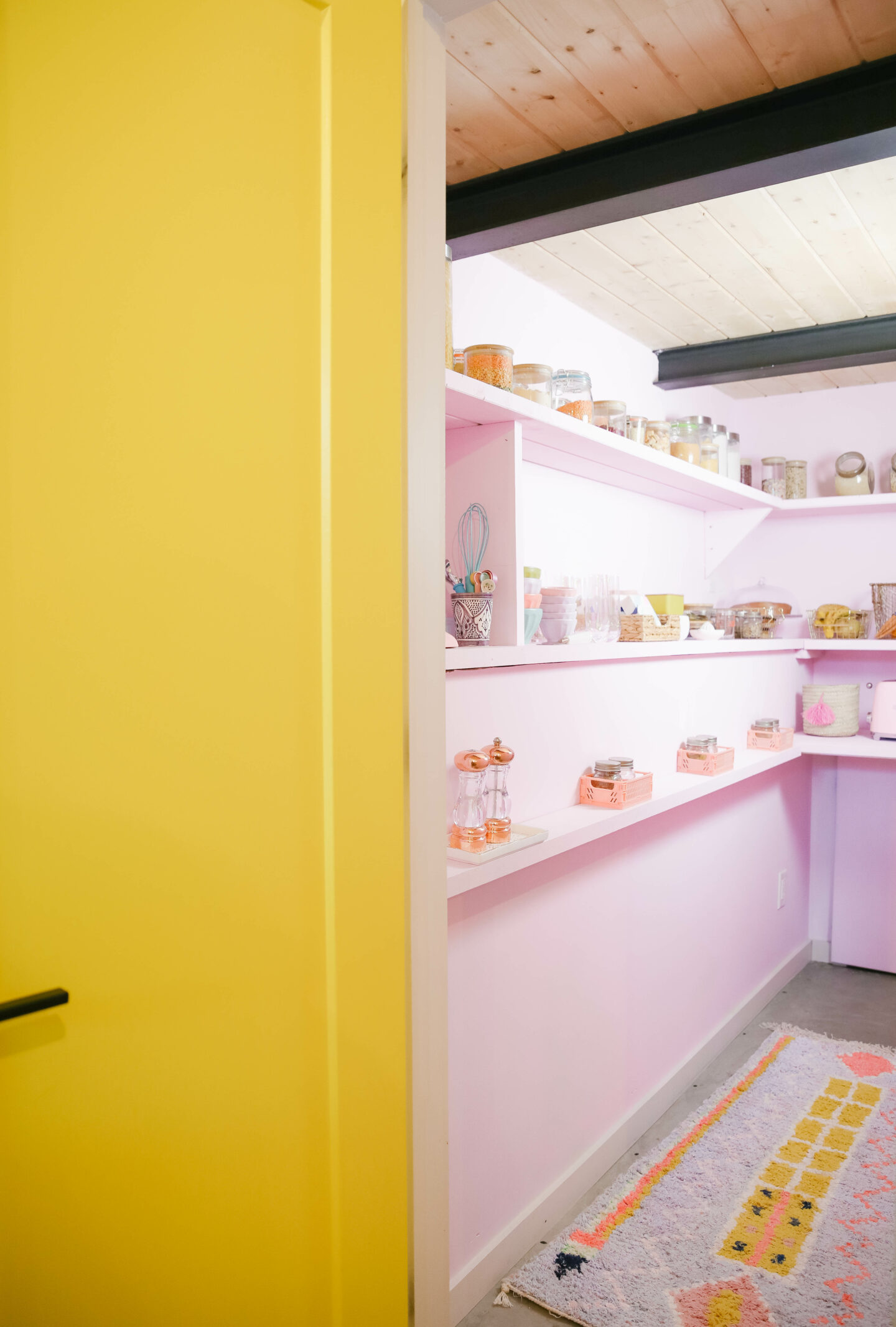A pastel kitchen pantry revamp