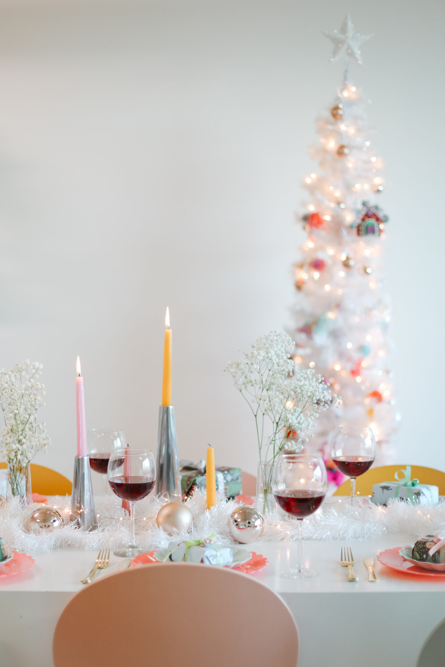 Colorful Holiday Tablescape