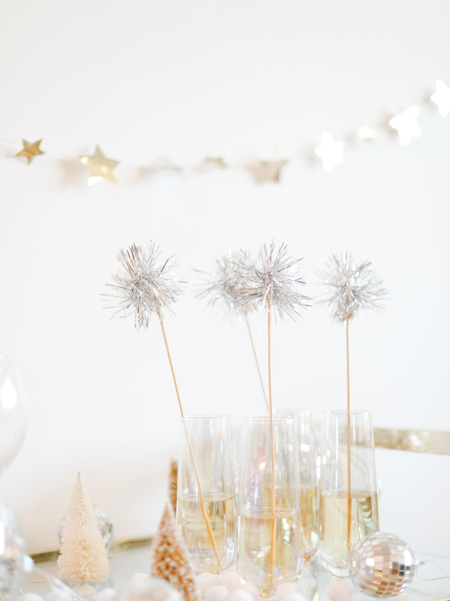 Make Your Own Festive Tulle Drink Stirrers