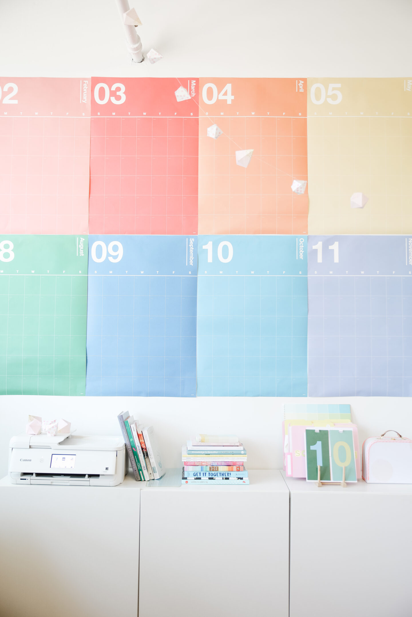 How to decorate a new office: Pastel colours!