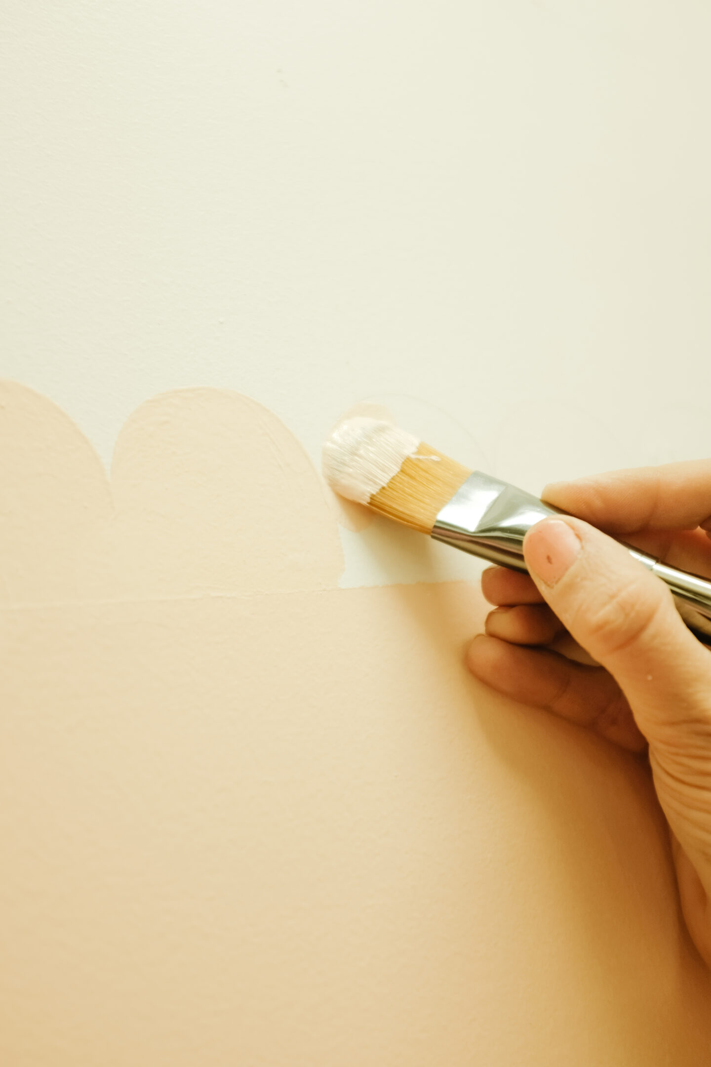 Painting a scalloped wall
