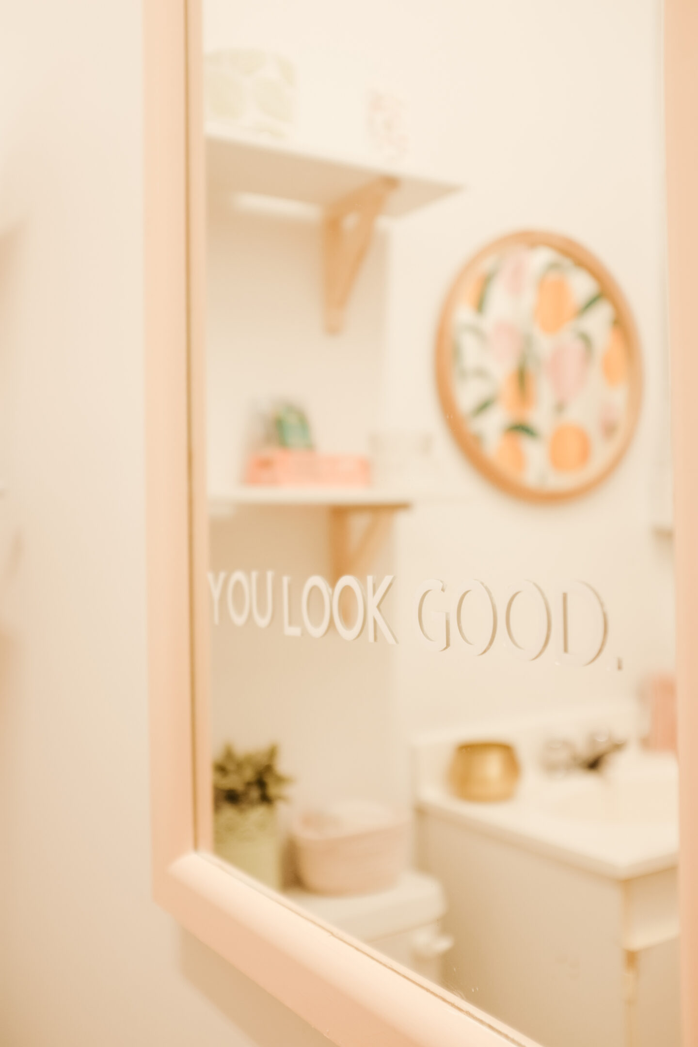 Glossier Mirror DIY tutorial