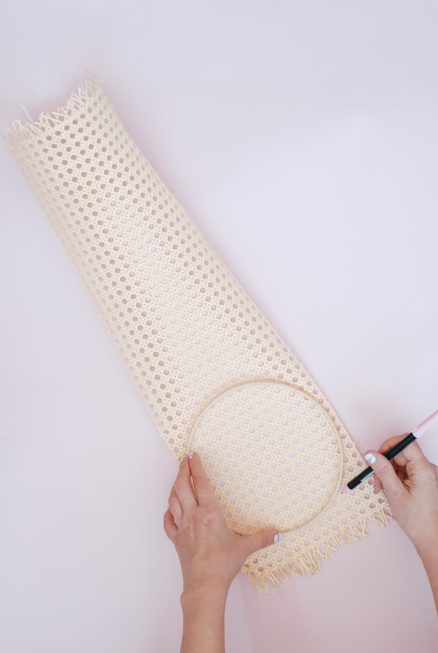 Rattan for a necklace organizer