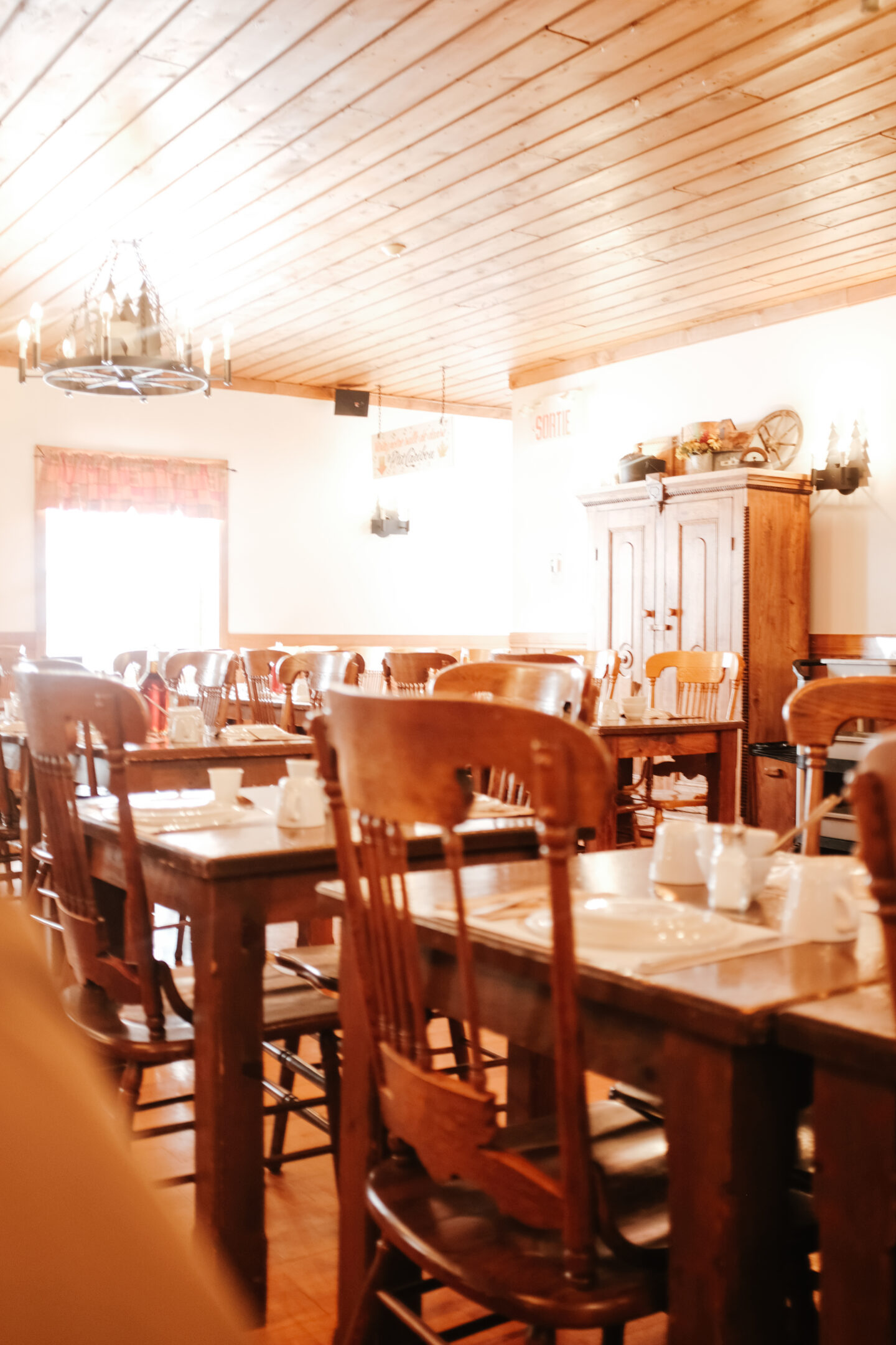 A view of the dining area of a local sugar shack near montreal